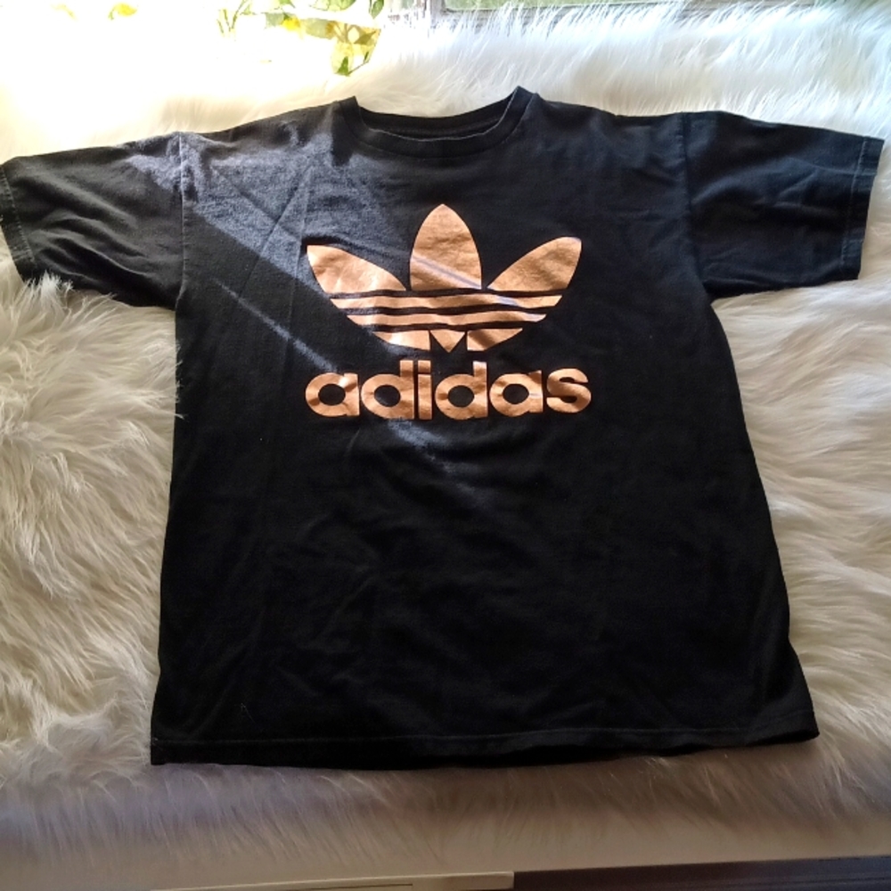 Women's Adidas shirt